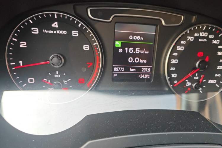 Used Audi Q3 2013 35 TFSI quattro Technology Edition Odometer Close Up