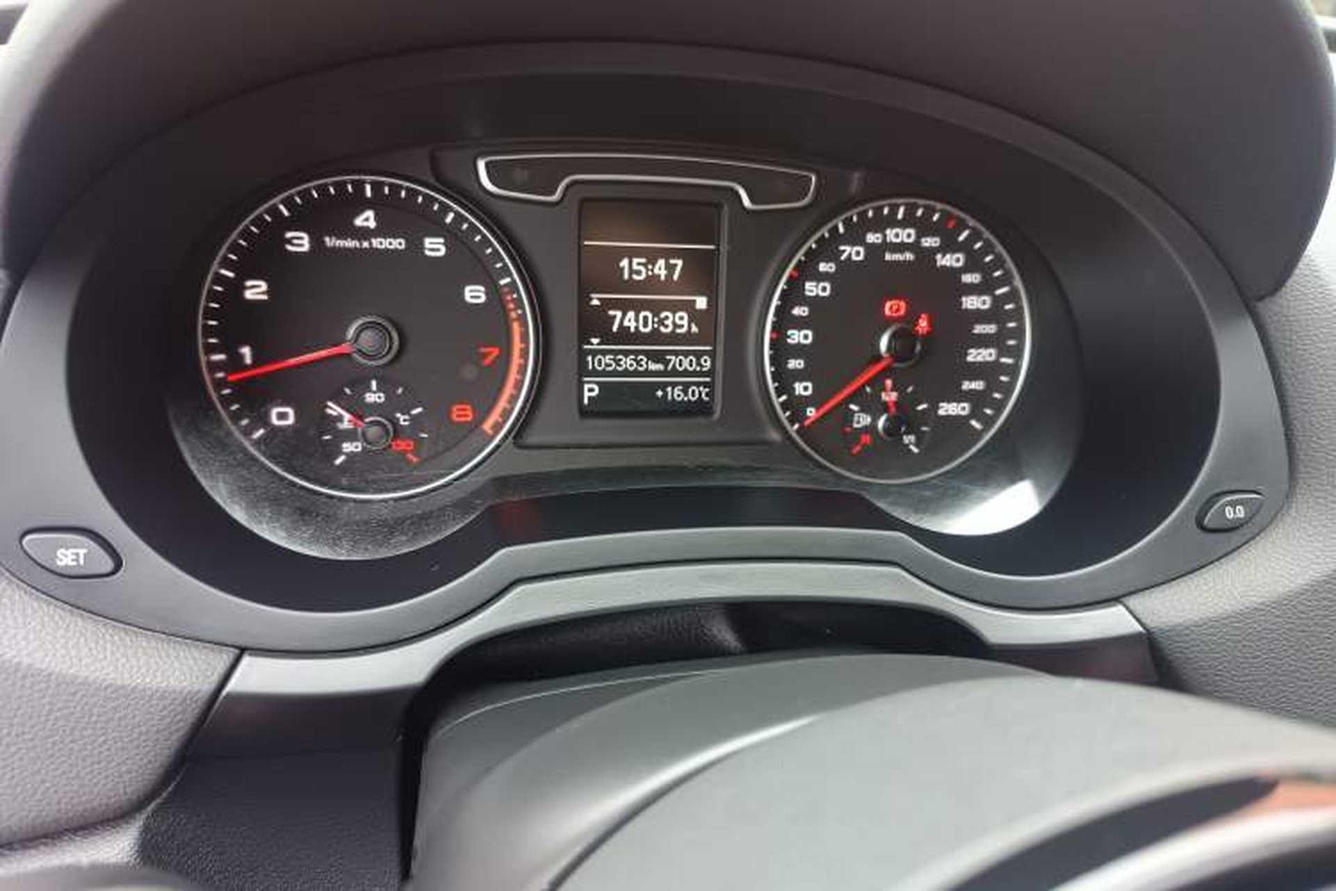 Used Audi Q3 2013 35 TFSI Comfort Model Odometer Close Up