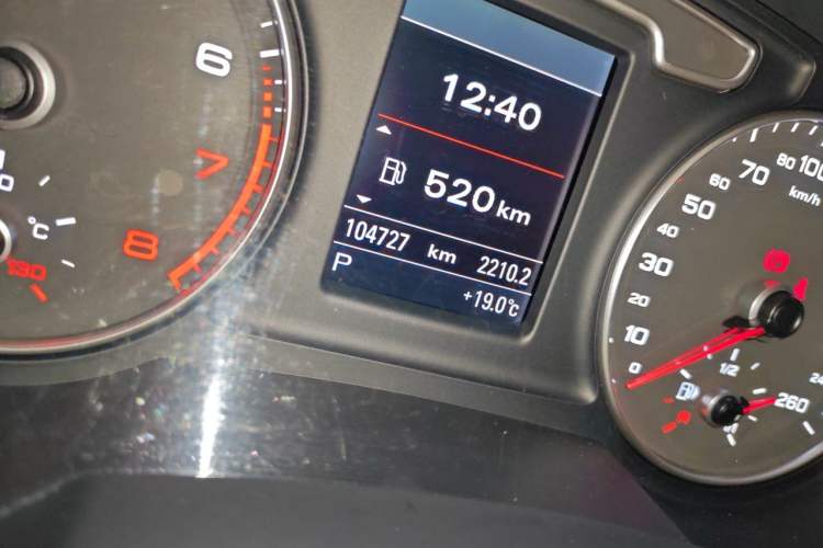 Used Audi Q3 2013 35 TFSI quattro Technology Edition Odometer Close Up