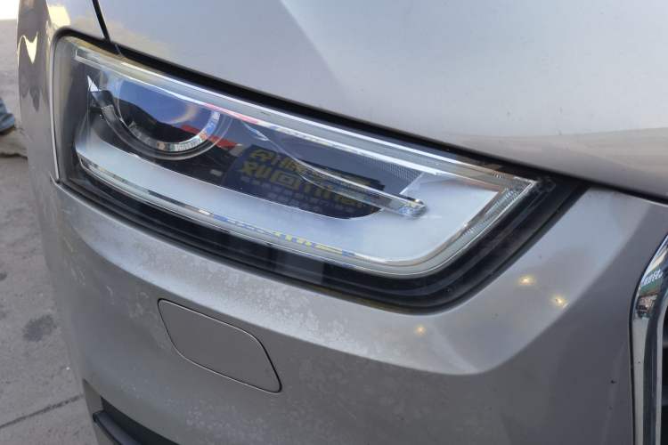 Used Audi Q3 2013 35 TFSI Comfort Model Right Front Headlight