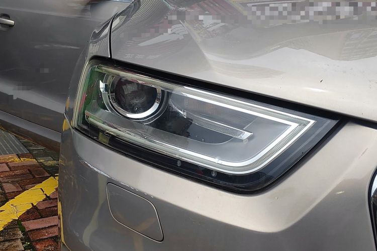 Used Audi Q3 2013 35 TFSI Ambition Edition Right Front Headlight