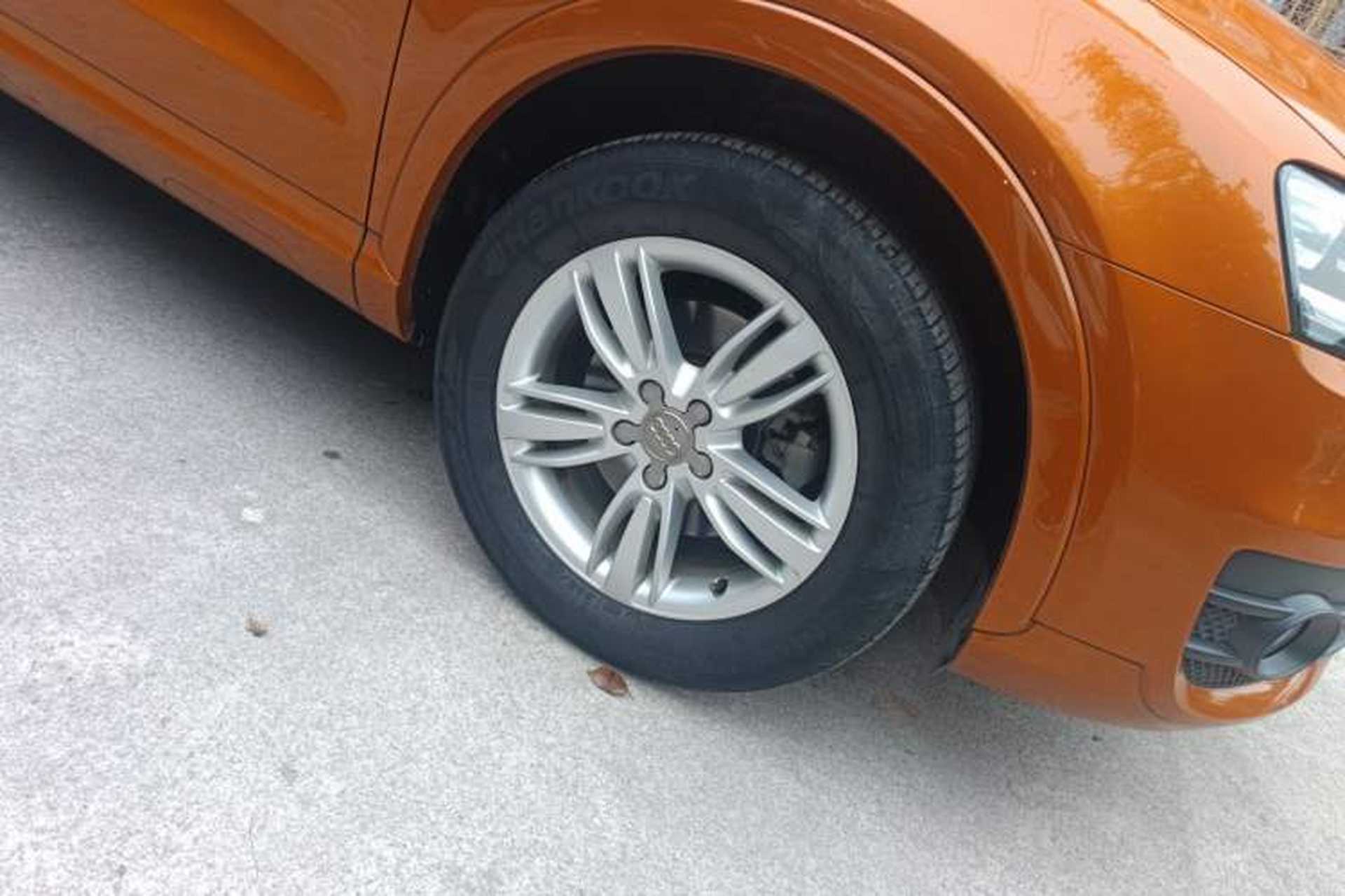 Used Audi Q3 2013 35 TFSI Comfort Model Right Front Wheel Hub