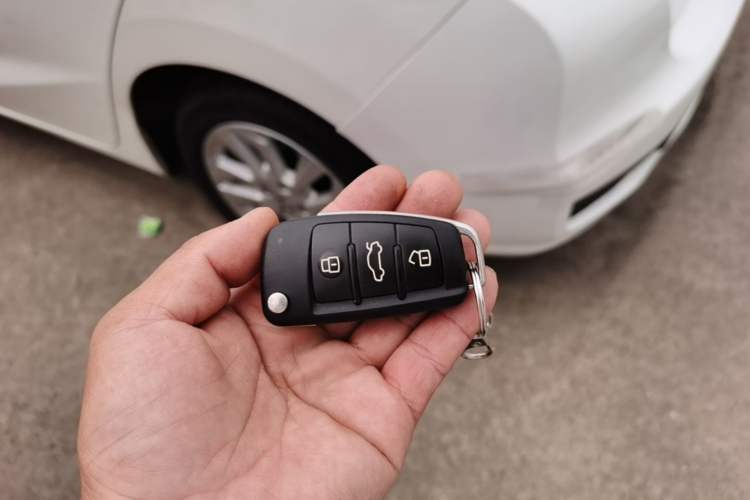 Used Audi Q3 2013 35 TFSI Comfort Model Vehicle Key