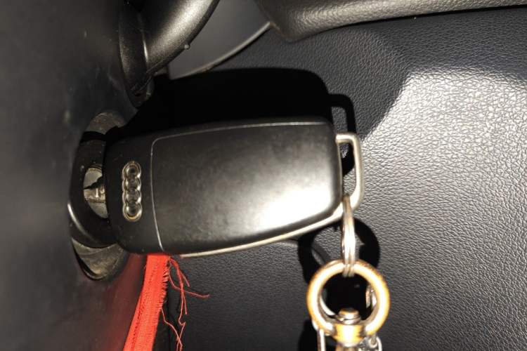 Used Audi Q3 2013 35 TFSI Ambition Edition Vehicle Key