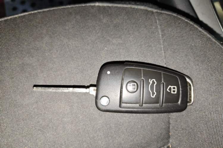 Used Audi Q3 2013 35 TFSI Ambition Edition Vehicle Key