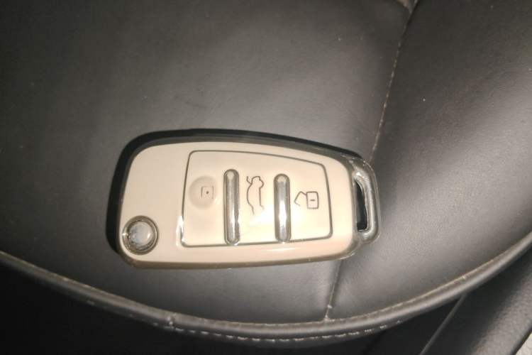 Used Audi Q3 2013 40 TFSI quattro Luxury Model Vehicle Key