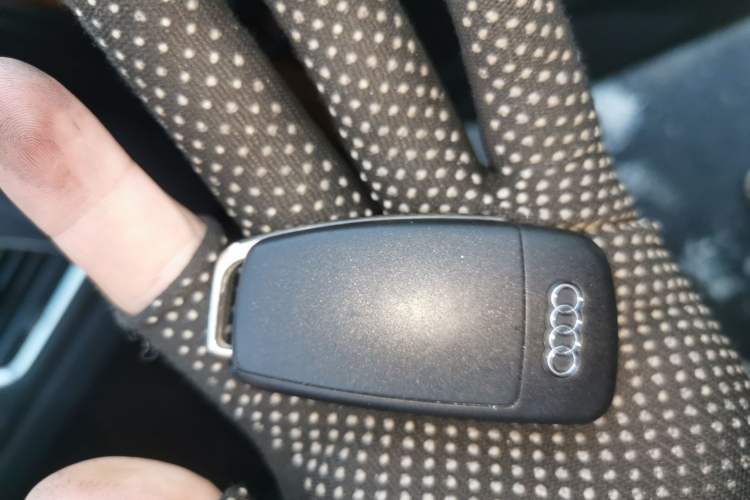 Used Audi Q3 2013 35 TFSI Ambition Edition Vehicle Key