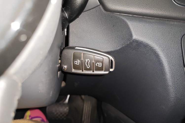 Used Audi Q3 2013 35 TFSI quattro Technology Edition Vehicle Key