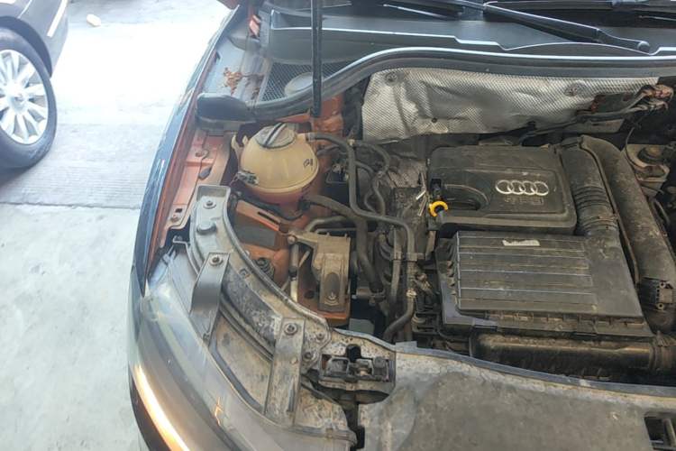 Used Audi Q3 2015 30 TFSI Ambition Edition Engine Bay Right