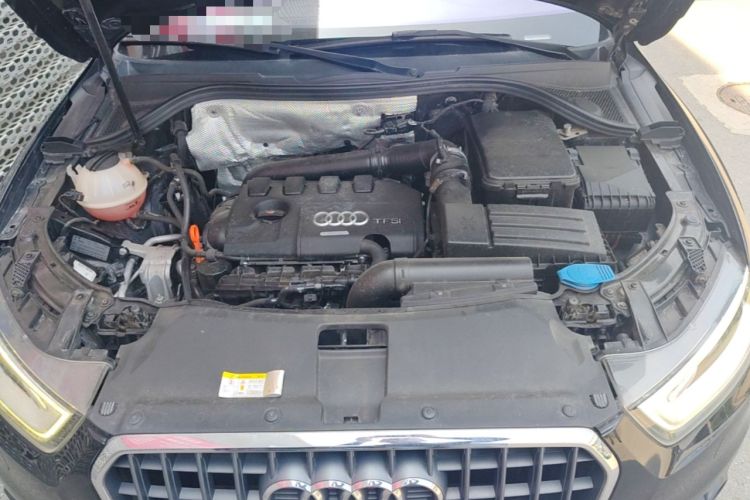 Used Audi Q3 2015 35 TFSI quattro Technology Edition Engine Bay