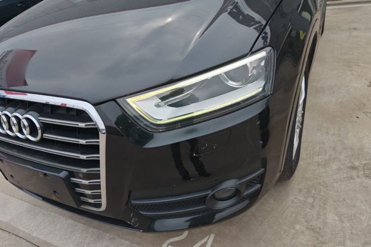 Used Audi Q3 2015 35 TFSI Comfort Model Left Front Headlight