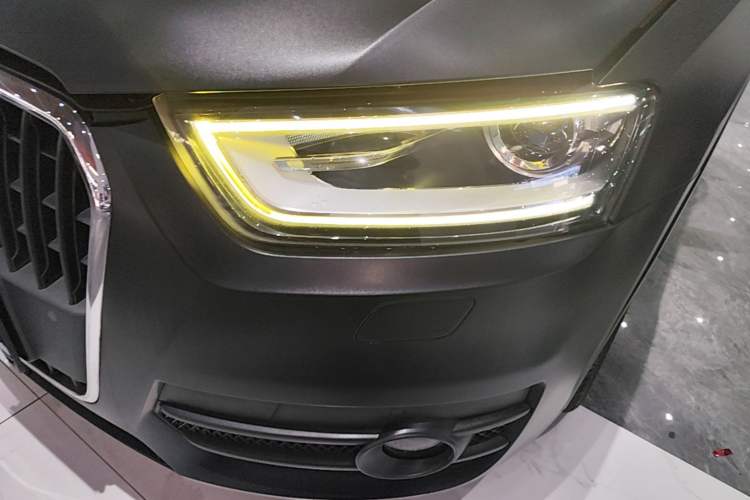 Used Audi Q3 2015 35 TFSI Comfort Model Left Front Headlight