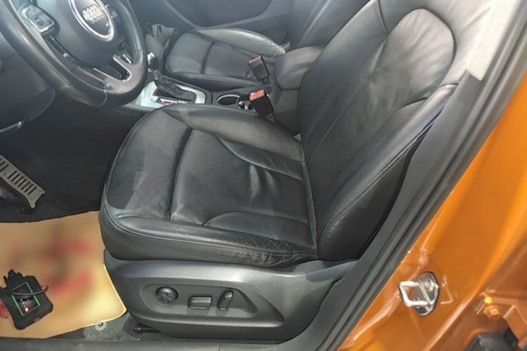 Used Audi Q3 2015 35 TFSI Comfort Model Left Front Seat