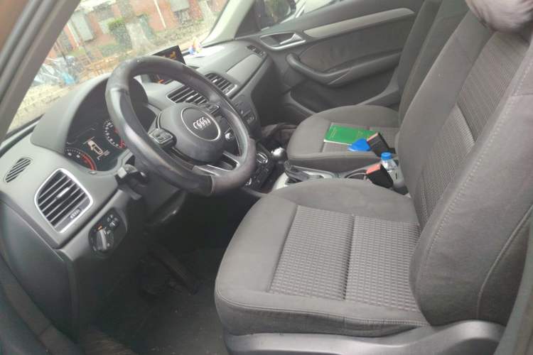 Used Audi Q3 2015 30 TFSI Ambition Edition Left Front Seat