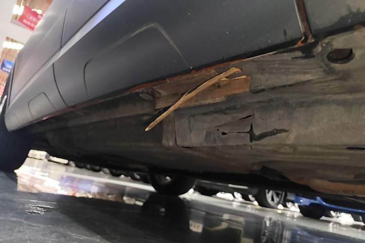 Used Audi Q3 2015 35 TFSI Comfort Model Left Side Sill