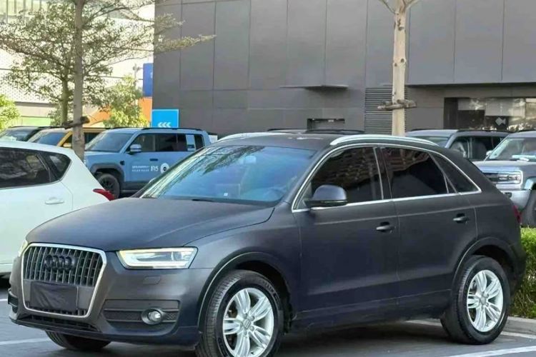 Audi Q3 2015 35 TFSI Comfort Model d’occasion Guazi used car, China used car export, Used car for sale, Used cars, Cheapest cars for sale