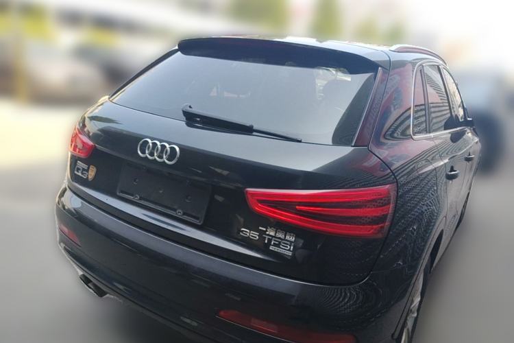 Used Audi Q3 2015 35 TFSI quattro Technology Edition Rear Right 45 Deg