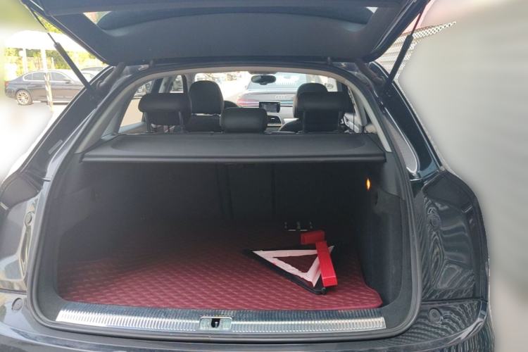 Used Audi Q3 2015 35 TFSI quattro Technology Edition Trunk