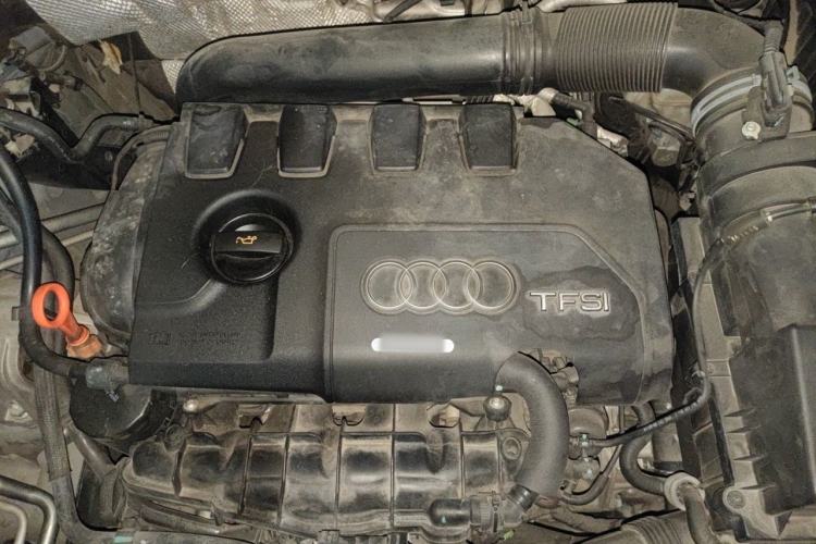 Used Audi Q3 2015 35 TFSI quattro Technology Edition Engine Bay