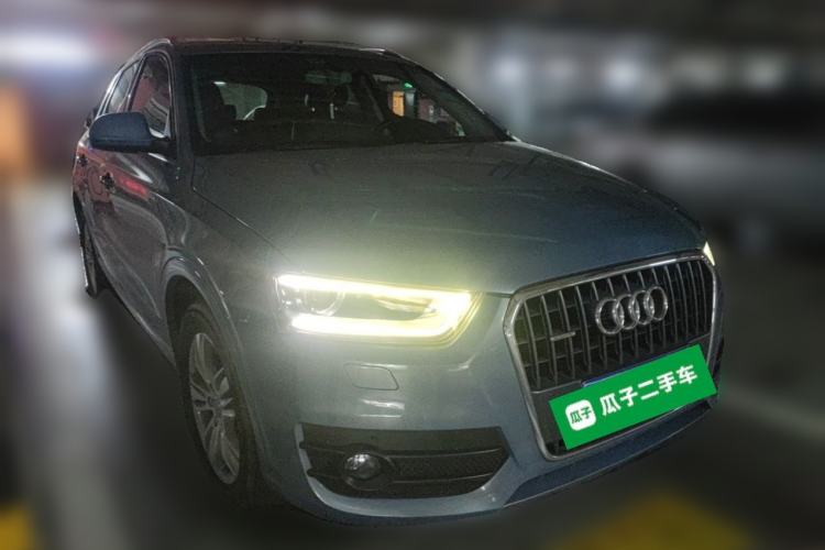 Used Audi Q3 2015 35 TFSI quattro Technology Edition Front Right 45 Deg