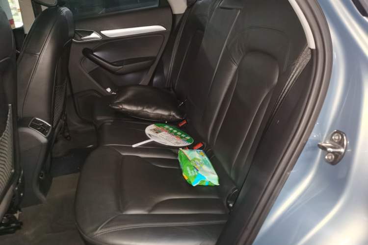 Used Audi Q3 2015 35 TFSI Comfort Model Left Rear Seat