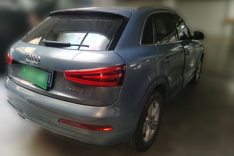 Used Audi Q3 2015 35 TFSI Comfort Model Rear Right 45 Deg