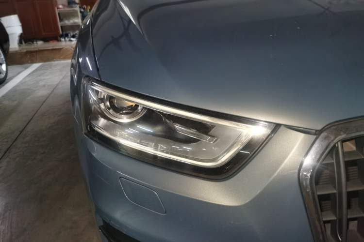 Used Audi Q3 2015 35 TFSI Comfort Model Right Front Headlight