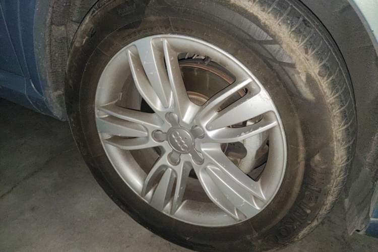 Used Audi Q3 2015 35 TFSI quattro Technology Edition Right Front Wheel Hub