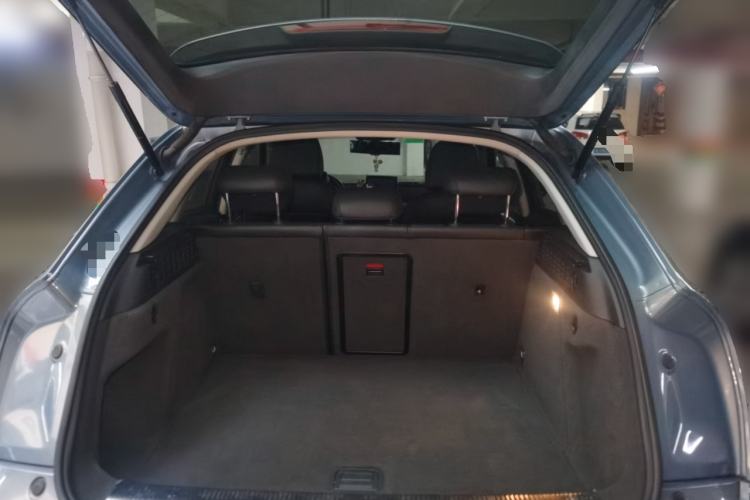 Used Audi Q3 2015 35 TFSI Comfort Model Trunk