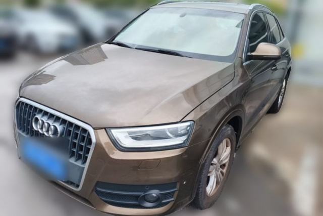 Audi Q3 2015 30 TFSI Comfort Model с пробегом