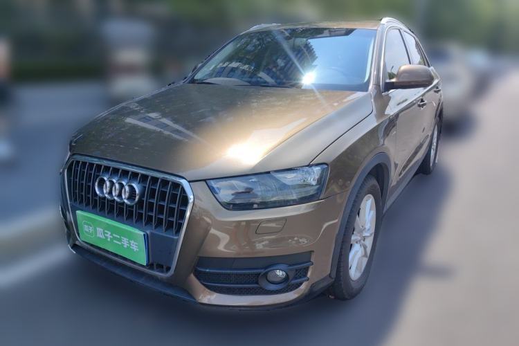 Używany Audi Q3 2015 30 TFSI Ambition Edition Guazi used car, China used car export, Used car for sale, Used cars, Cheapest cars for sale