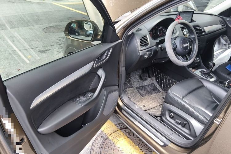 Used Audi Q3 2015 35 TFSI Comfort Model Driver Seat