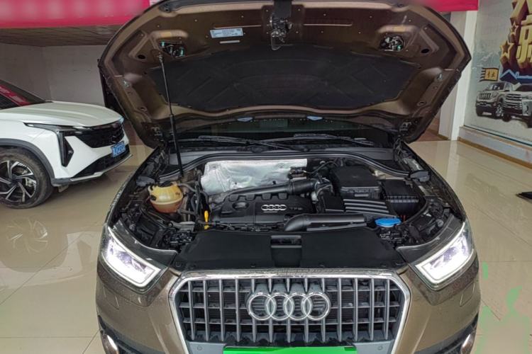 Used Audi Q3 2015 35 TFSI Millionth Anniversary Comfort Model Engine Bay