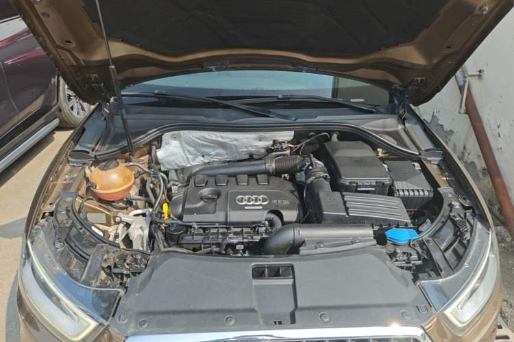 Used Audi Q3 2015 35 TFSI Millionth Anniversary Comfort Model Engine Bay
