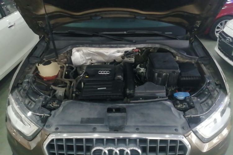 Used Audi Q3 2015 30 TFSI Comfort Model Engine Bay