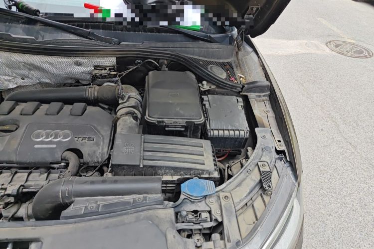 Used Audi Q3 2015 35 TFSI quattro Technology Edition Engine Bay Left