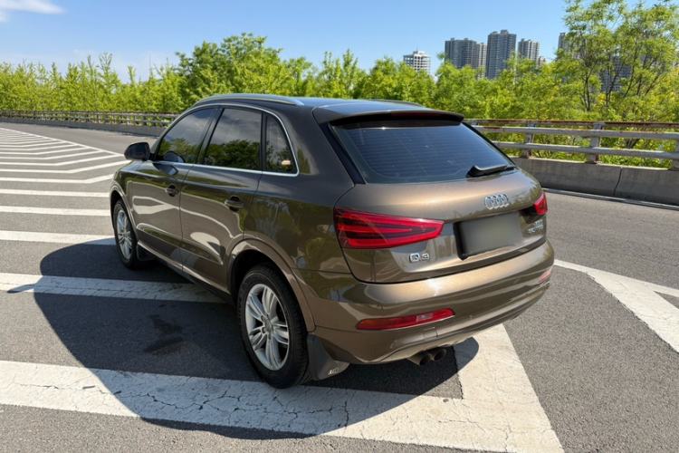 Used Audi Q3 2015 30 TFSI Comfort Model Exterior 4