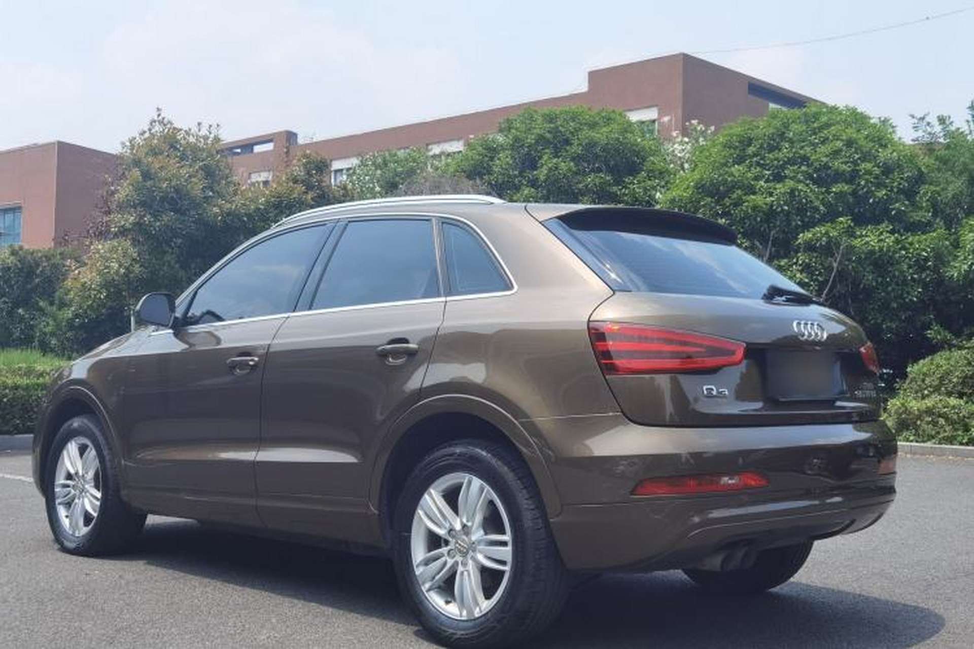 Used Audi Q3 2015 35 TFSI Comfort Model Exterior 5