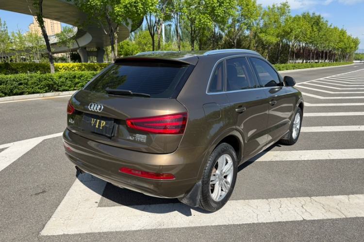 Used Audi Q3 2015 30 TFSI Comfort Model Exterior 6