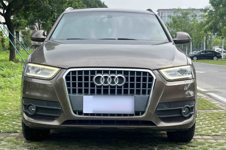 Used Audi Q3 2015 30 TFSI Comfort Model Front