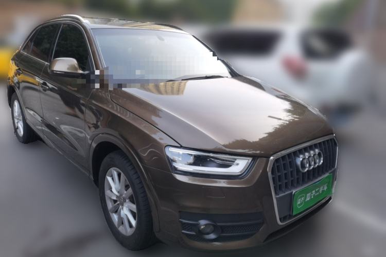 Used Audi Q3 2015 35 TFSI Ambition Edition Front Right 45 Deg