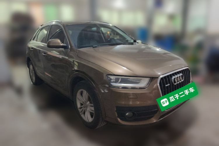 Used Audi Q3 2015 35 TFSI quattro Technology Edition Front Right 45 Deg