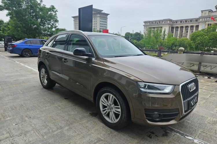 Used Audi Q3 2015 35 TFSI quattro Millionth Anniversary Edition Front Right 45 Deg
