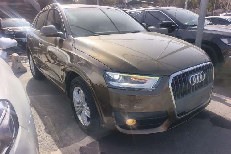 Used Audi Q3 2015 35 TFSI quattro Millionth Anniversary Edition Front Right 45 Deg