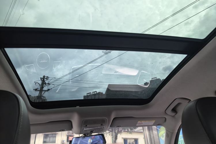 Used Audi Q3 2015 35 TFSI Comfort Model Headliner