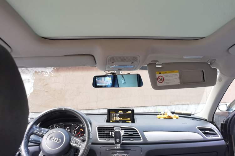 Used Audi Q3 2015 35 TFSI Ambition Edition Headliner