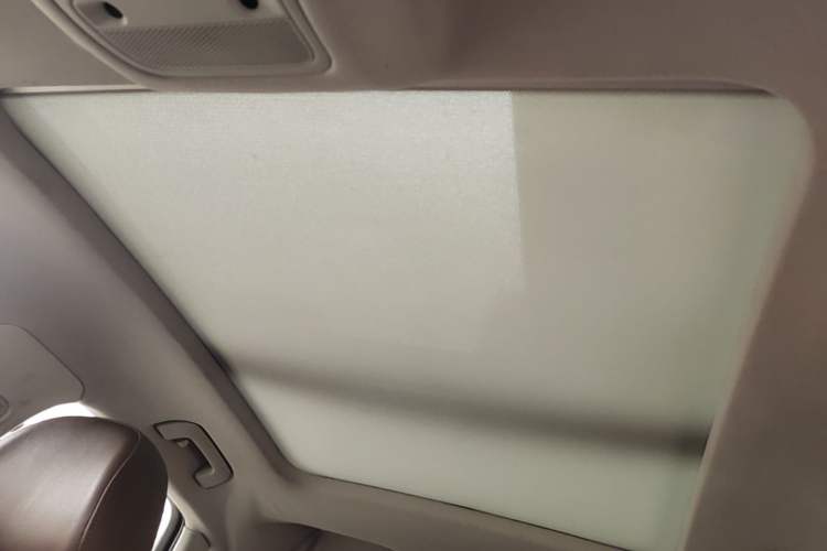 Used Audi Q3 2015 35 TFSI quattro Technology Edition Headliner