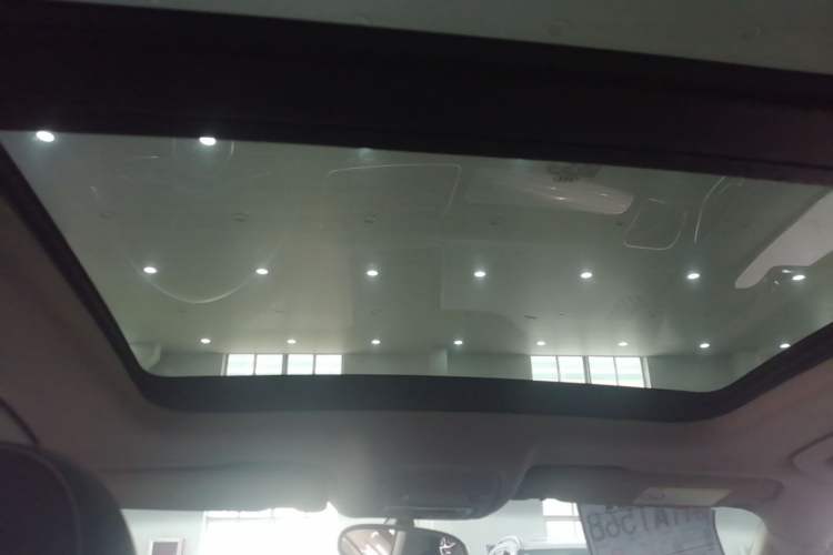 Used Audi Q3 2015 30 TFSI Comfort Model Headliner