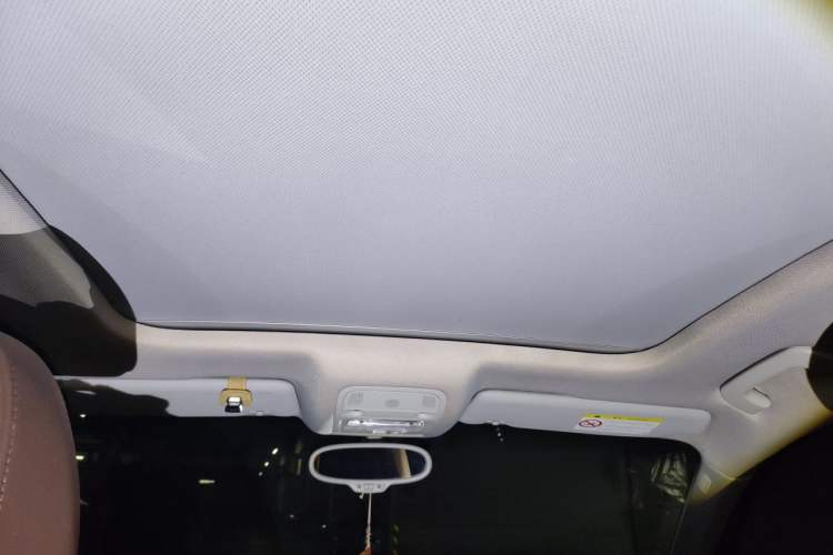 Used Audi Q3 2015 35 TFSI Comfort Model Headliner