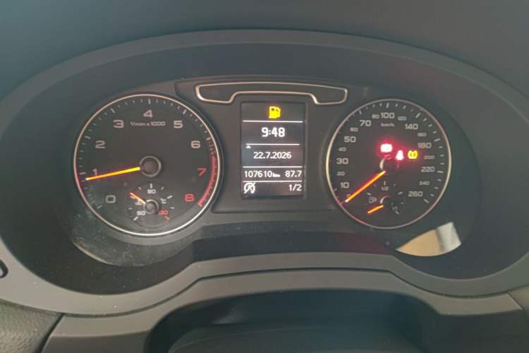 Used Audi Q3 2015 35 TFSI Millionth Anniversary Comfort Model Instrument Cluster